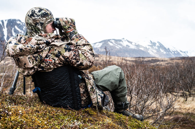 Load image into Gallery viewer, Crazy Creek HEX 2.0 Original Chair, lightweight chair with adjustable recline straps.